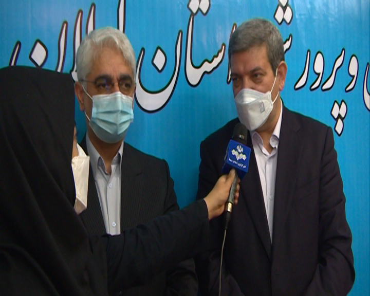 اهدای بیش از ۲۰۰ هزار دستگاه تبلت و گوشی تلفن همراه به دانش آموزان کشور