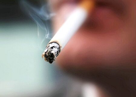 سیگاری‌ها روزی ۲۰میلیارد تومان پول را دود می‌کنند