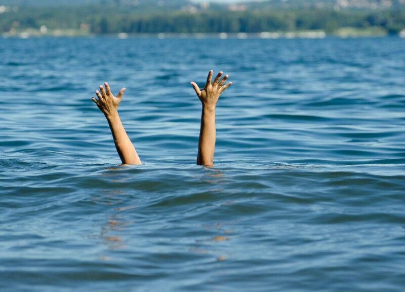 غرق شدن جوانی در دریای خزر در منطقه تالش محله زیباکنار