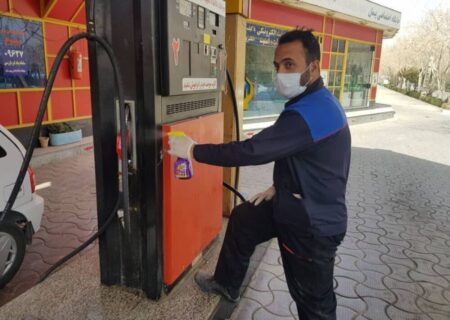 دستور وزیر بهداشت برای آغاز واکسیناسیون کارکنان پمپ بنزین‌ها
