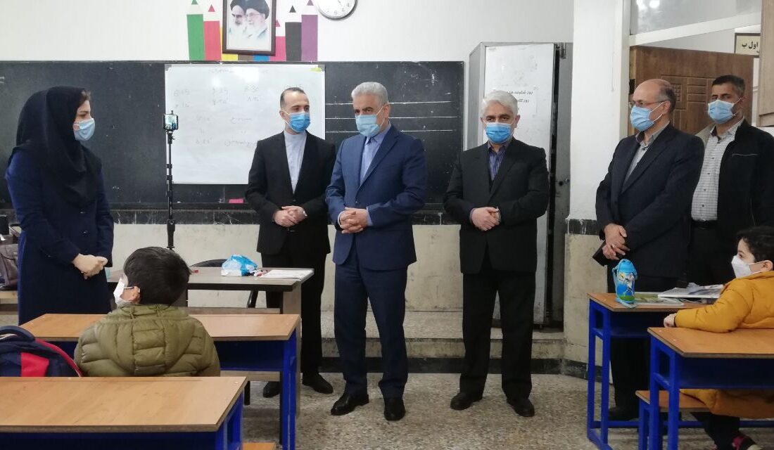 بررسی چگونگی رعایت دستورالعملها در مدارس رشت