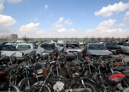 بیش از ۱۴ هزار خودرو و موتورسیکلت بلاتکلیف در پارکینگ های گیلان خوابیده اند