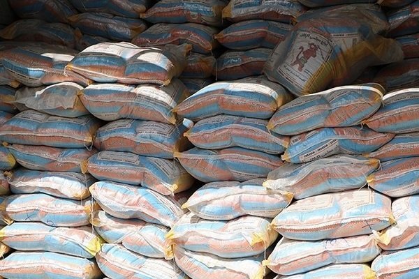 فروشگاه ها از عرضه و فروش برنج خارجی خودداری کنند