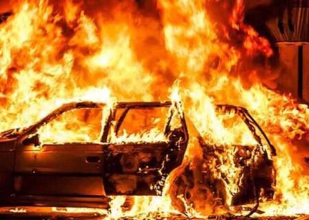 آتش زدن پسر ۲۰ ساله در خودرو