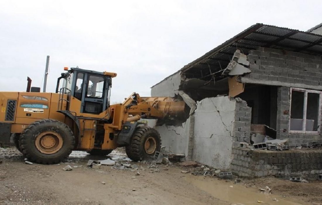 ساخت و ساز غیرمجاز در حریم سفید‌رود با حکم قضایی تخریب شد