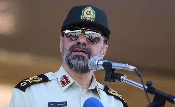 سردار رادان: تا پیروزی قطعی در خیابانها و میادین خواهیم ماند