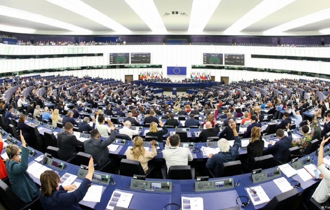 هشدار ستاد کل نیرو‌های مسلح به پارلمان اروپا درباره اقدام علیه سپاه