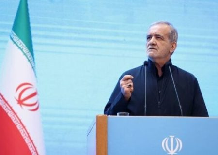 پزشکیان: بخوانیم تا همدل شویم | هیچ انسان عاقلی در برابر راه درست مقاومت نمی‌کند