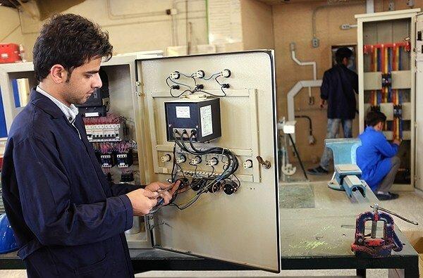 جوانان با حقوق ۹ الی ۱۰ میلیون تومان تمایلی برای کار ندارند