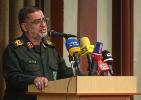 ناو آبراهام لینکلن به سمت جنوب شرقی اقیانوس هند متواری شد