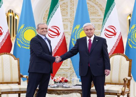 پزشکیان: نقشه راه توسعه روابط تجاری تهران و آستانه آماده اجراست