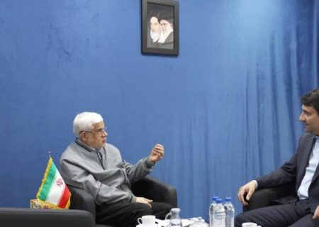 با رد اینترنت طبقاتی؛ معاون اول رئیس‌جمهور بر اینترنت عادلانه و بدون تبعیض برای مردم تاکید کرد
