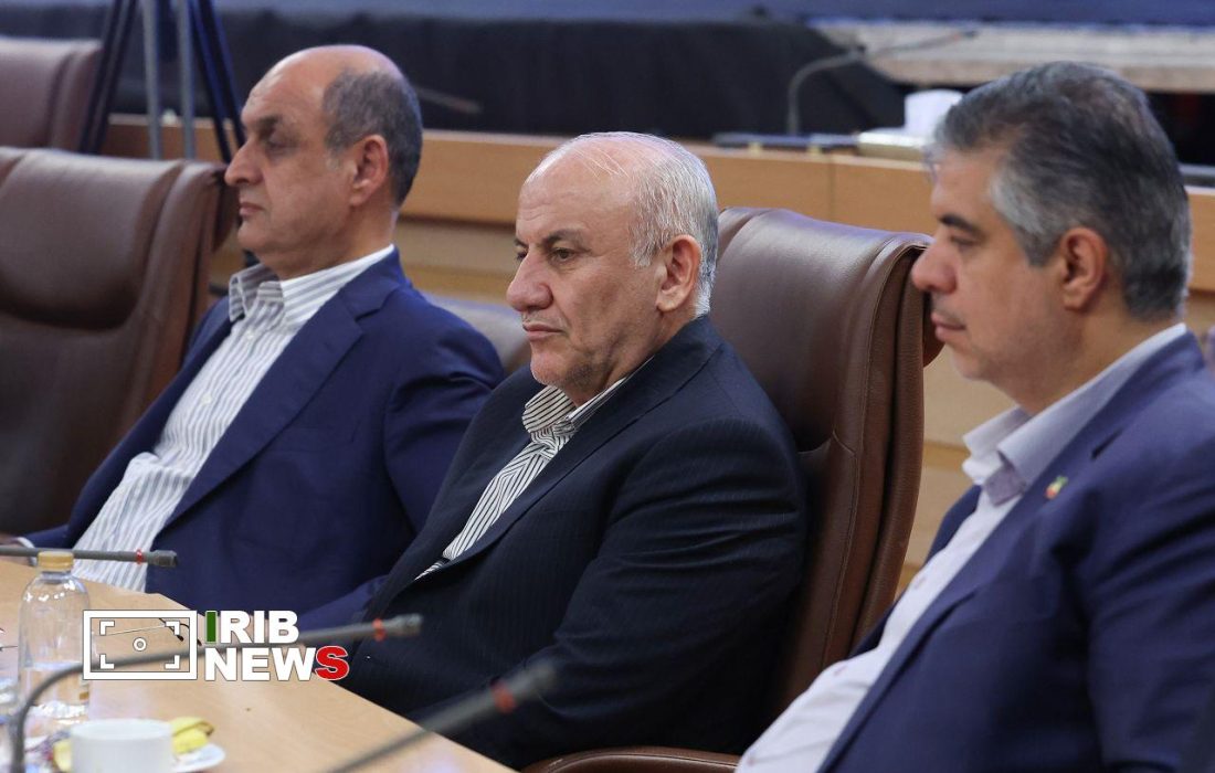 حضور استاندار گیلان در همایش سراسری «حکمرانی هم افزا» در تهران