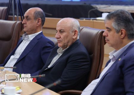 حضور استاندار گیلان در همایش سراسری «حکمرانی هم افزا» در تهران