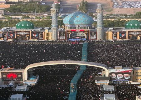 بی تابی یک ملت ؛ اینجا ایران دریای بی کران عشق و دلدادگی
