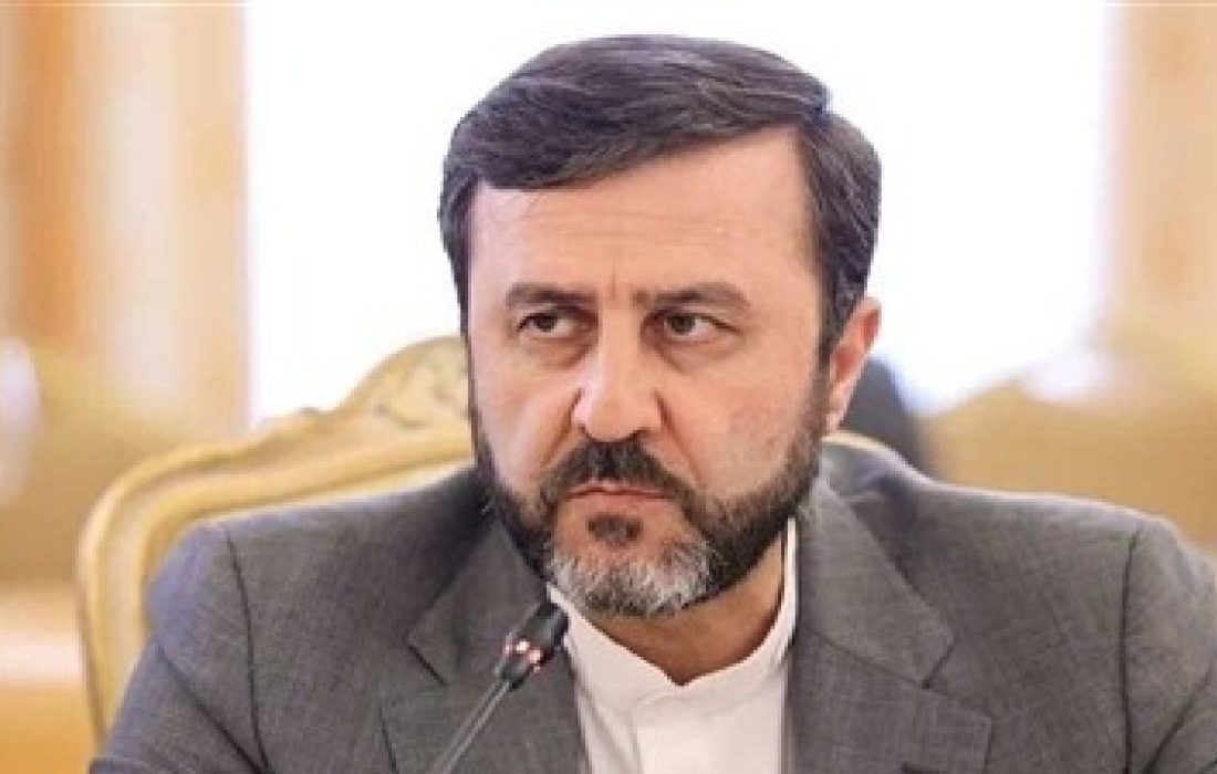 هشدار غریب‌آبادی نسبت به تلاش برای حرکت نظامی در تنگه هرمز