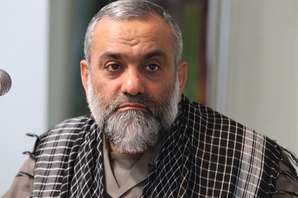 سردار نقدی در اجتماع «جان‌فدا» رشت سخنرانی می‌کند